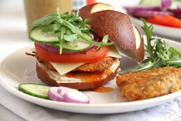 How to Make Oven Baked Schnitzel and Schnitzel Burgers schnitzel oven burger 768x512 How to Make Oven Baked Schnitzel and Schnitzel Burgers